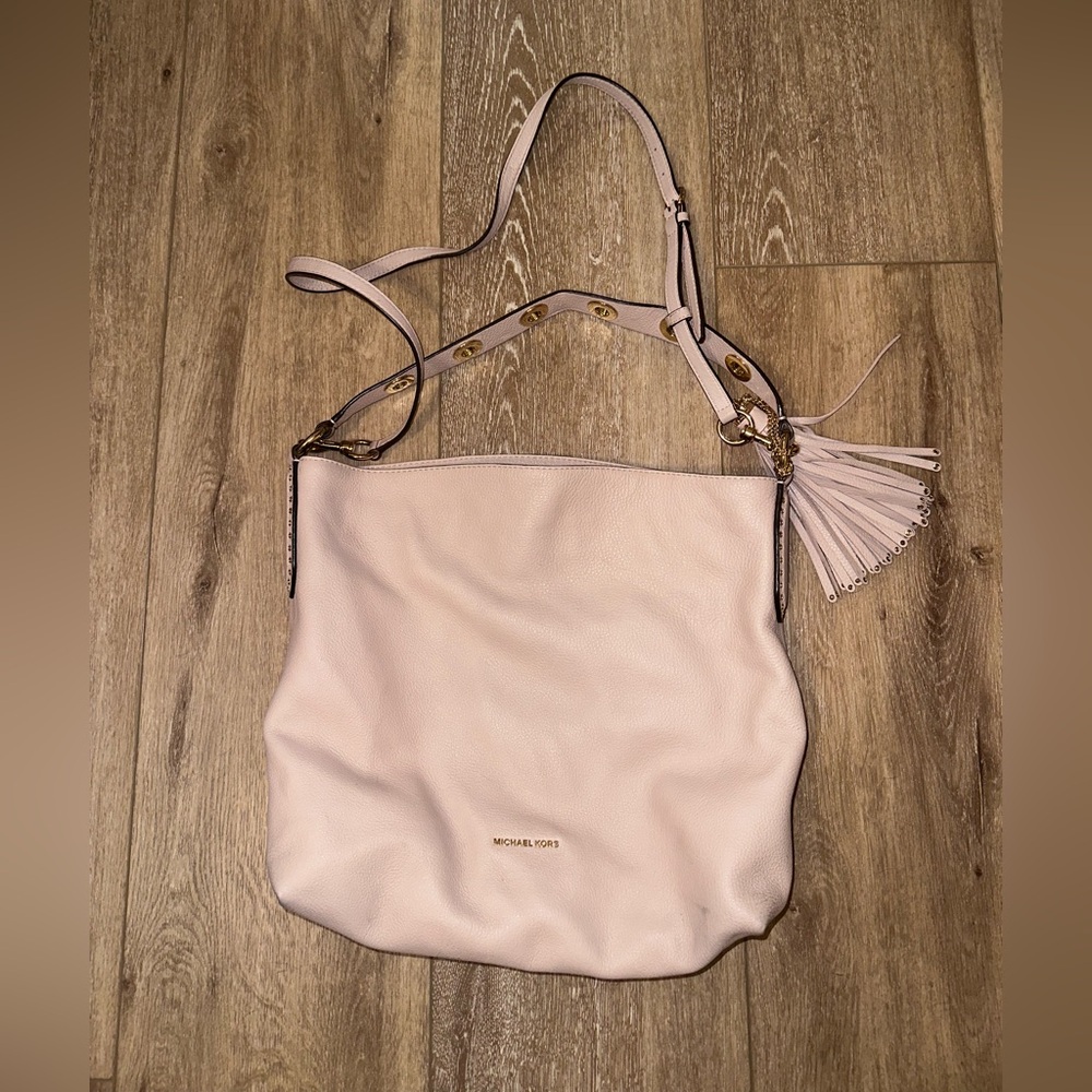 MICHAEL KORS Soft Pink Shoulder Bag